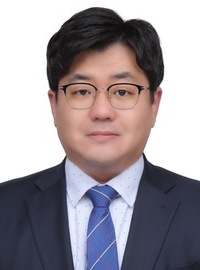 김현수 목사